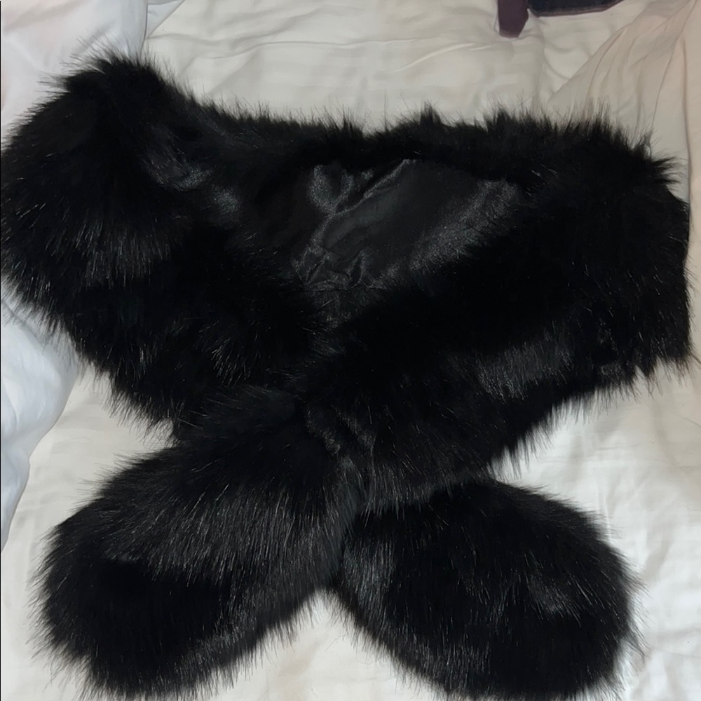 Luxurious Black Faux Fur Wrap